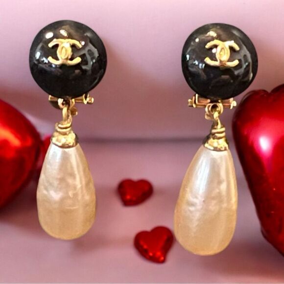 Chanel Drop Earrings - Picture 1 of 5
